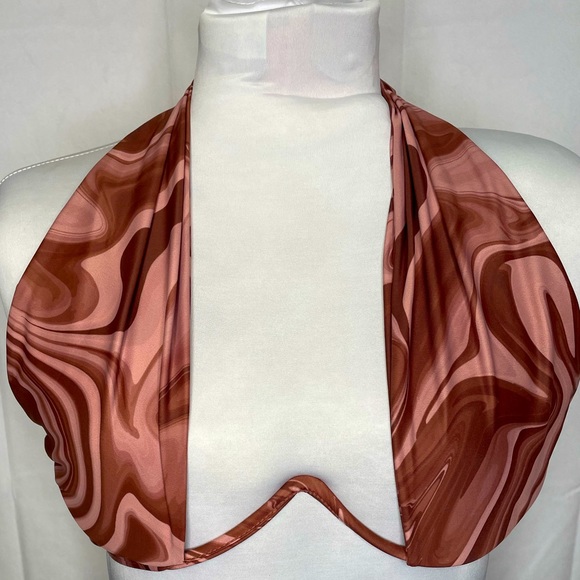 Other - Cleavage Baring Underwire Bikini Top | Size Large